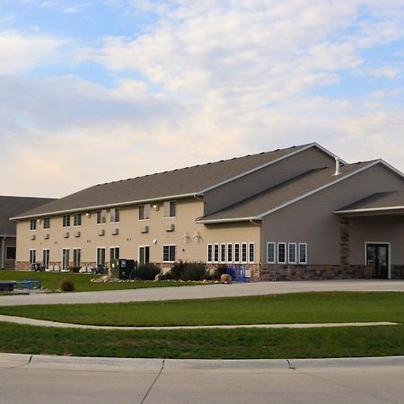 Cobblestone Inn & Suites - Lake View Exterior foto
